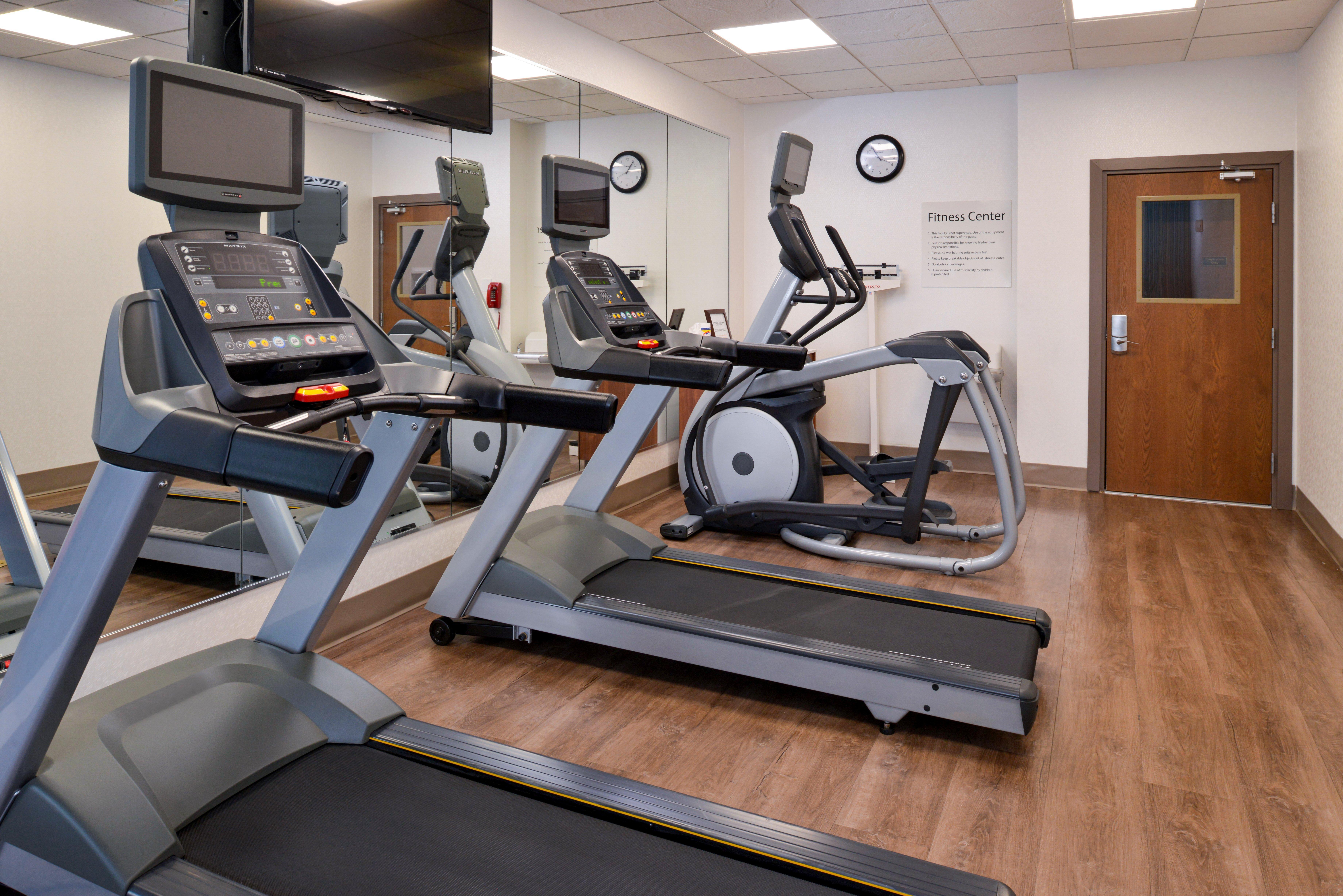 Holiday Inn Express & Suites Pueblo By Ihg Экстерьер фото