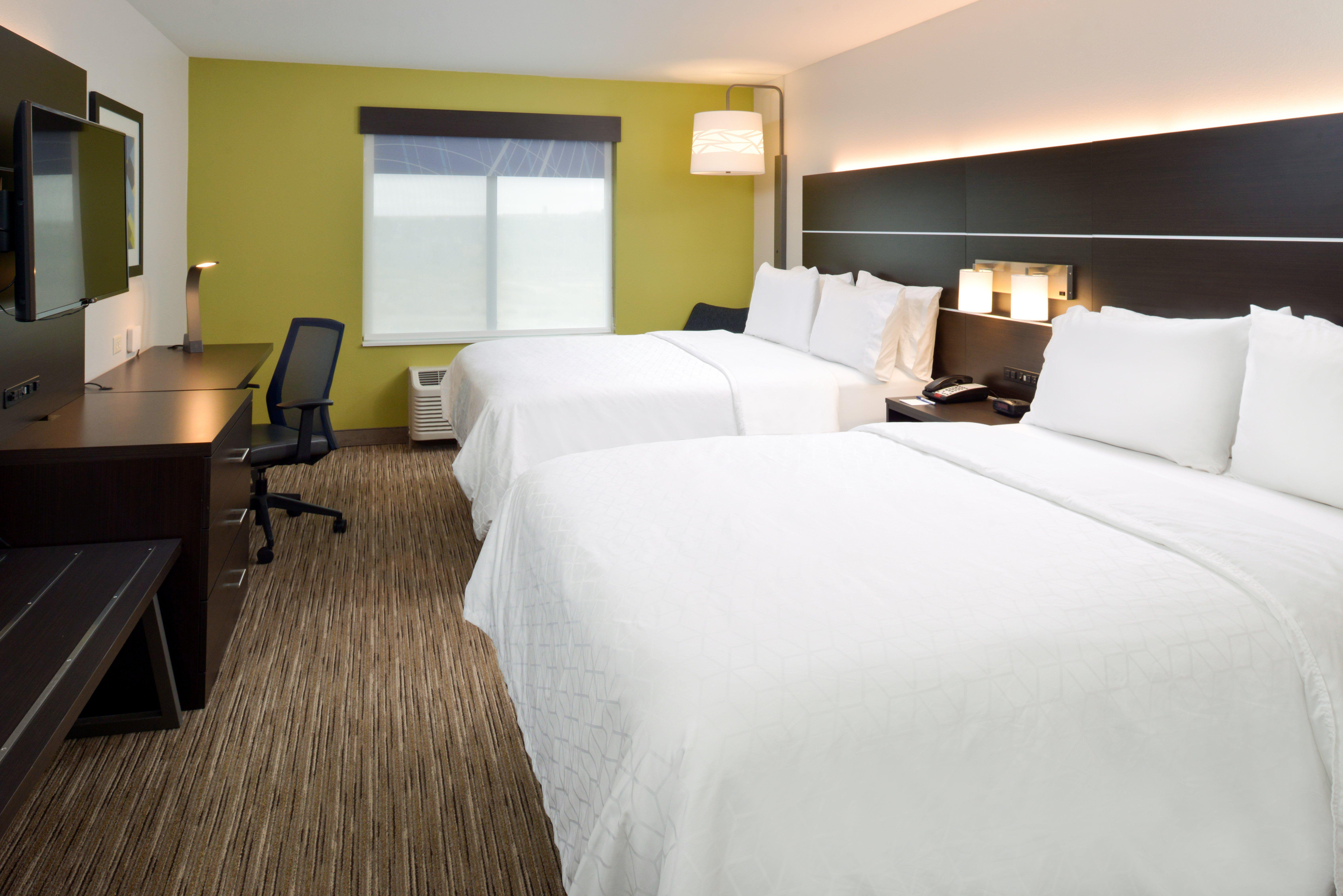 Holiday Inn Express & Suites Pueblo By Ihg Экстерьер фото